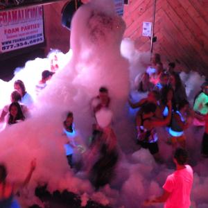 Mini Extreme Foam Party Machine For Rent or Purchase. Uses foam